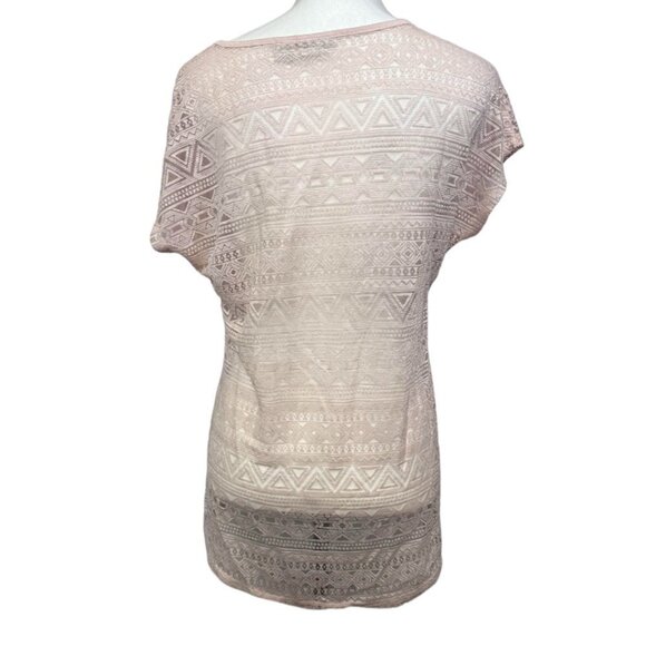 Cato Ultra Sheer Tribal Pattern Soft Pink Tee Size S - Picture 3 of 7